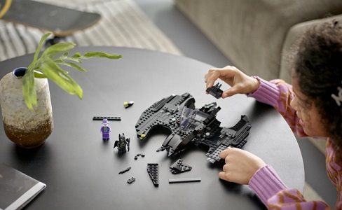 LEGO DC Batman 76265 Batwing: Batman vs. Joker