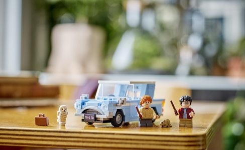 LEGO stavebnica LEGO Harry Potter™ 76424 Lietajúce auto Ford Anglia™