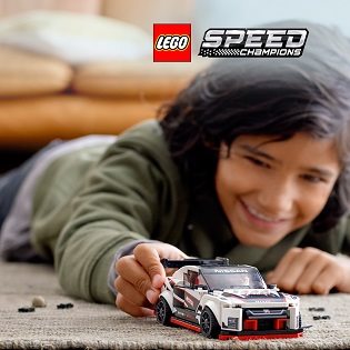 LEGO Speed Champions 76896 Nissan GT-R NISMO LEGO Speed Champions 76895 Ferrari F8 Tributo