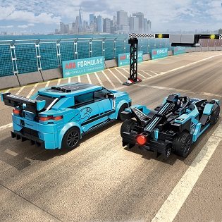  LEGO Speed Champions 76898 Formula E Panasonic Jaguar Racing GEN2 car & Jaguar I-PACE eTROPHY