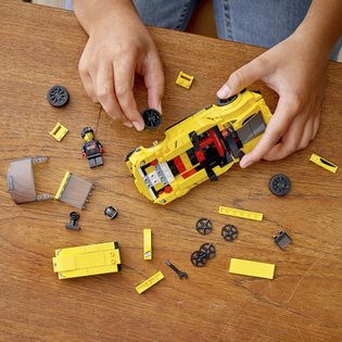 LEGO Speed Champions 76901 Toyota GR Supra LEGO Speed Champions 76901 Toyota GR Supra