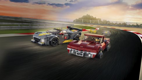 LEGO Speed Champions 76903 Chevrolet Corvette C8.R and 1968 Chevrolet Corvette