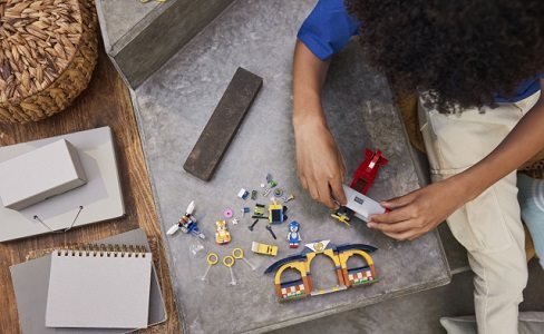 LEGO Sonic The Hedgehog 76991 Tails' Workshop and Tornado Plane LEGO Sonic The Hedgehog 76991 Tails' Workshop and Tornado Plane