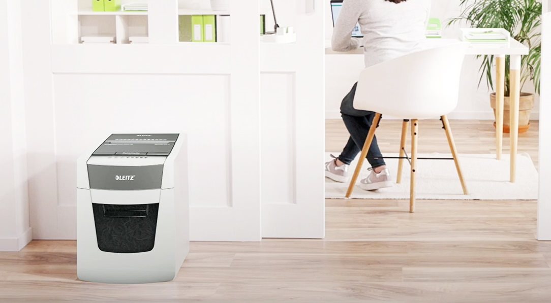 Skartovač LEITZ IQ AutoFeed 50X P4