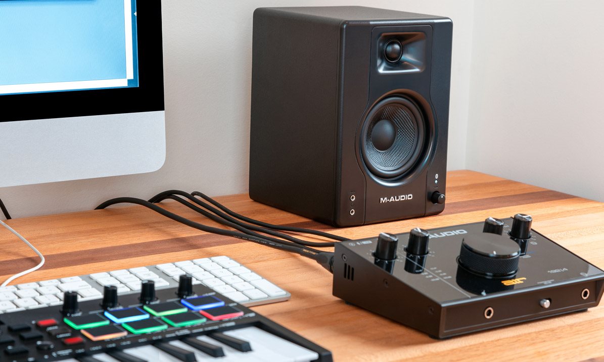 M-Audio BX3 BT Studio-Lautsprecher