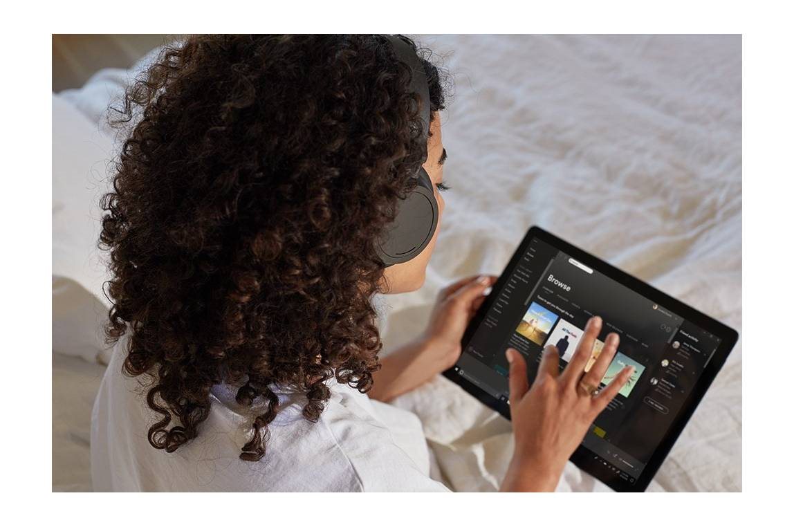 Microsoft Surface Headphones 2