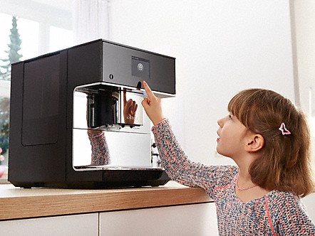 Automatický kávovar Miele CM 5510 Silence zlatorůžová