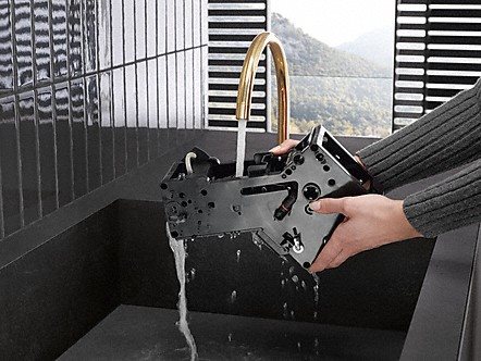 Automatický kávovar Miele CM 5510 Silence zlatorůžová