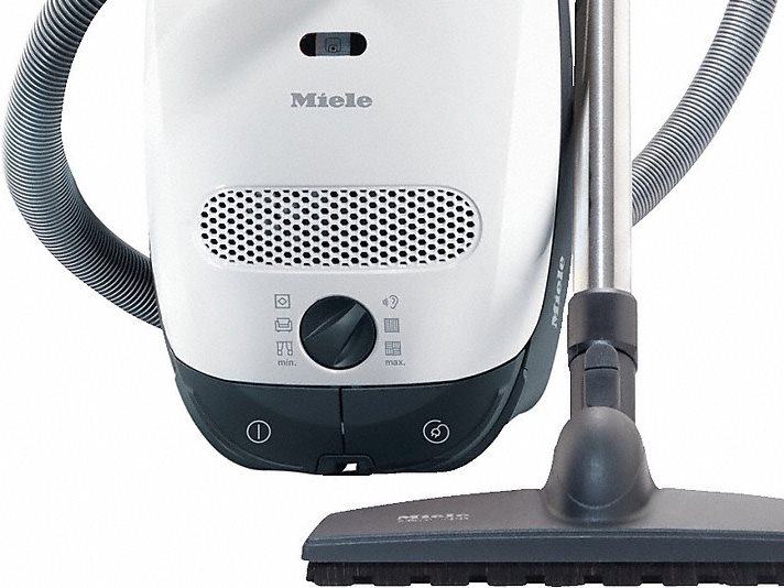 Miele Classic C1 Parquet PowerLine Regulace výkonu sání