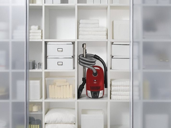Systém Compact pro snadné uskladnění vysavače Miele Compact C2 Excellence EcoLine