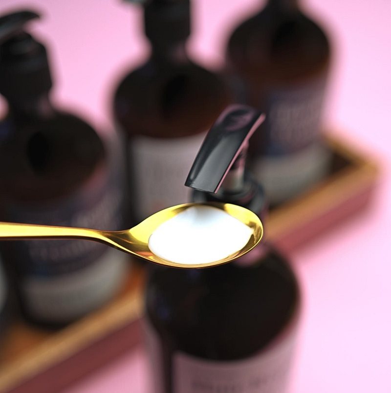 Meer Shampoo. Step 1 - Cleansing and Preparation Meer Shampoo. Step 1 - Cleansing and Preparation