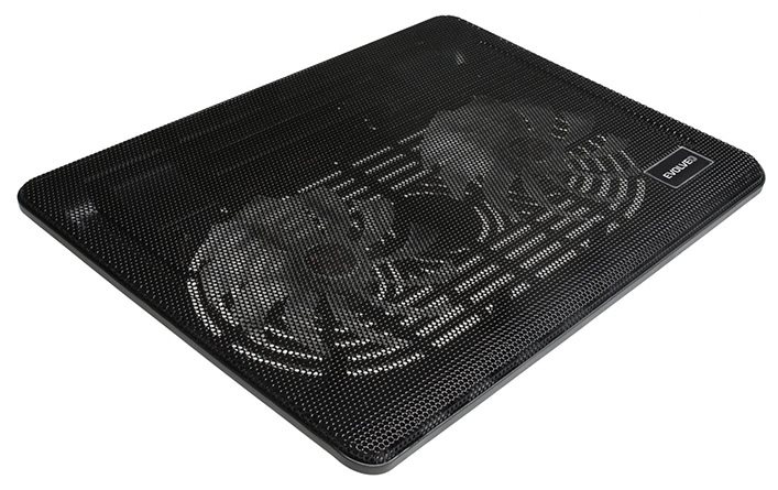 Dva 120mm ventilátory