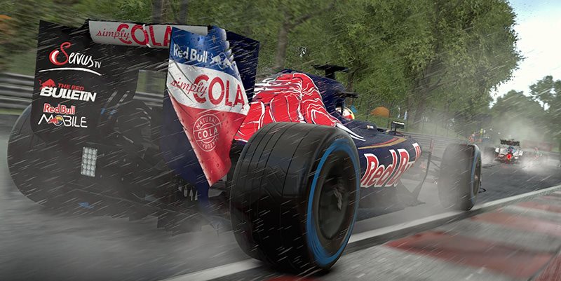 Formule jedna nabízí drsné závodění i v dešti