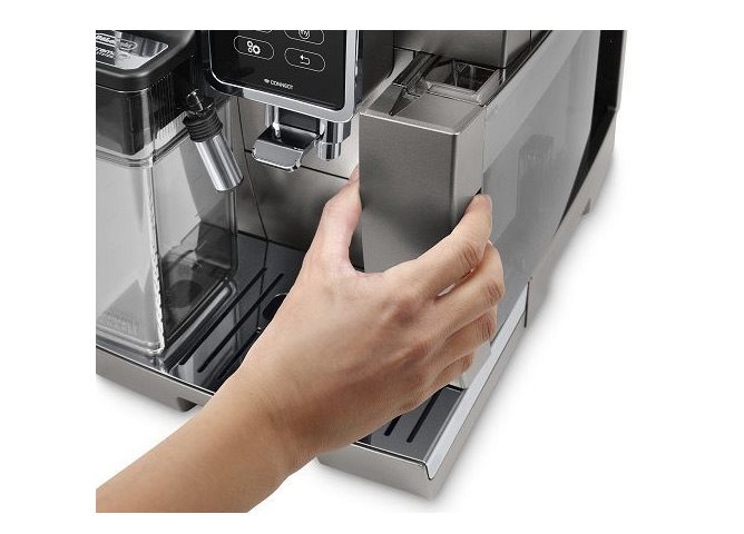 Self-cleaning system