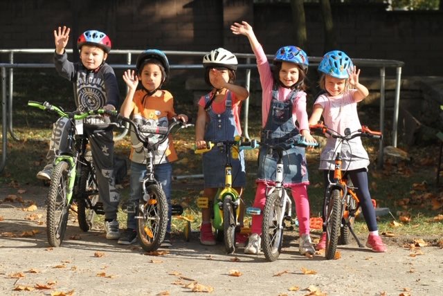 Incentive program for children from orphanages 