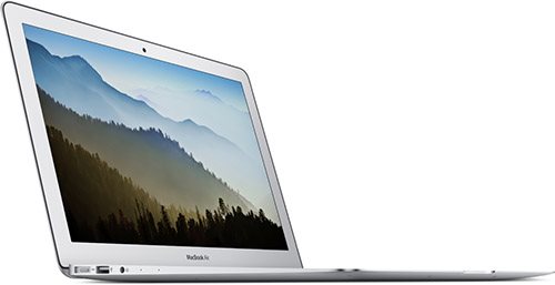 13" MacBook Air ve stříbrném provedení