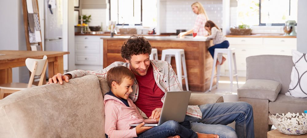 Enjoy fast internet at home Užívejte si doma rychlý internet