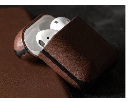 Active Leather Case Brown Apple AirPods