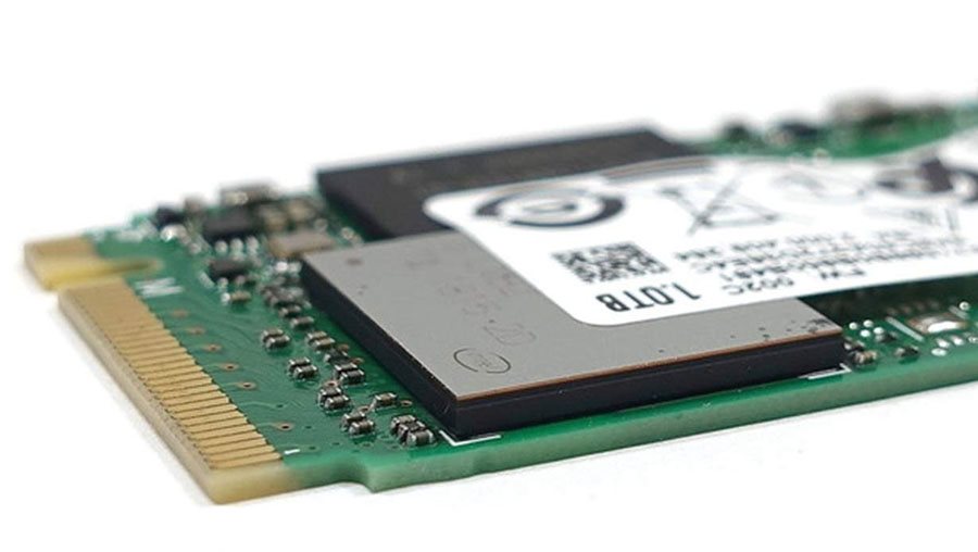 Intel 660p M.2 Intel 660p M.2