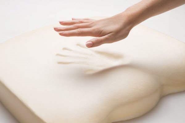 Podsedák na židli s paměťovou pěnou Kensington Ergonomic Memory Foam K55805WW
