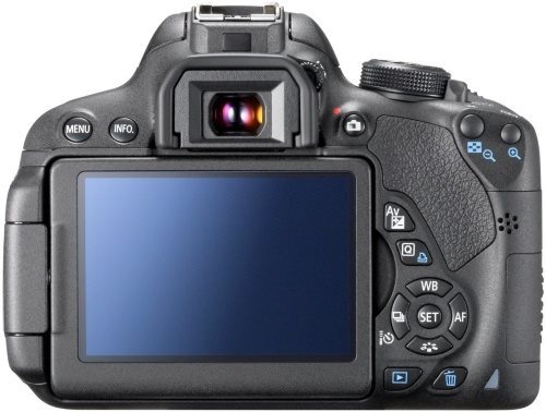 Canon EOS 700D + EF-S 18-55mm DC III Canon EOS 700D + EF-S 18-55mm DC III