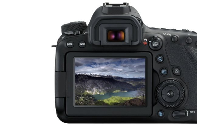 Canon EOS 6D Mark II + 24-105mm F/3,5- 5,6 IS STM