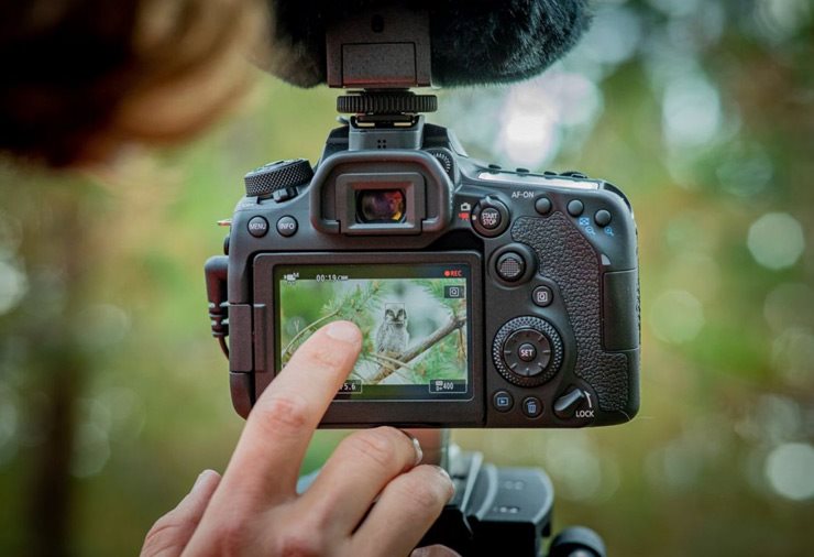 Canon EOS 90D