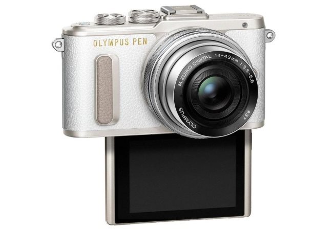 lympus PEN E-PL8 bílý + Pancake objektiv ED 14-42 II R stříbrný