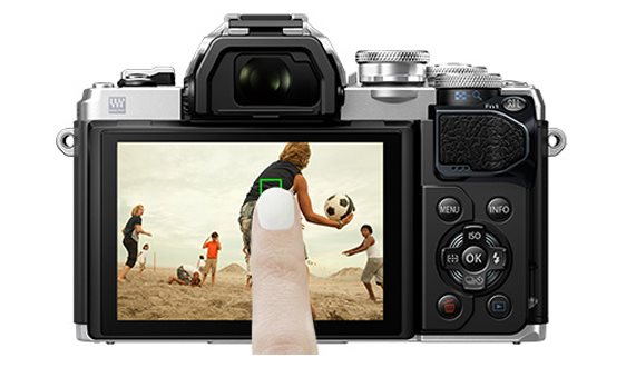 Olympus E-M10 Mark III