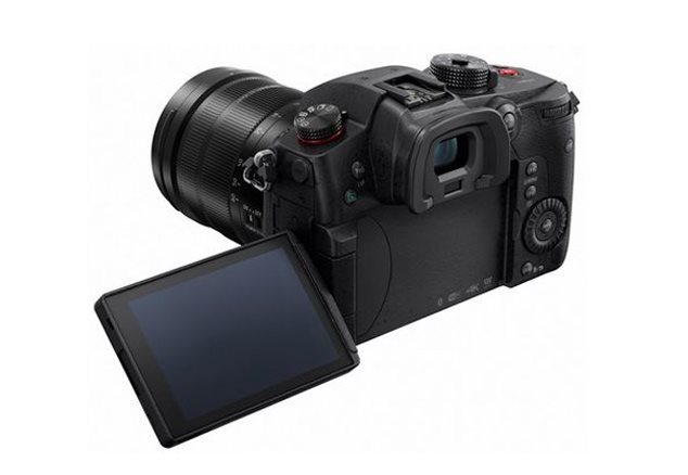 Bezzrcadlovka Panasonic LUMIX DMC-GH5S tělo 