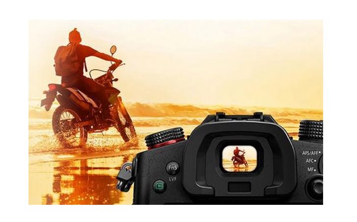 Bezzrcadlovka Panasonic LUMIX DMC-GH5S tělo