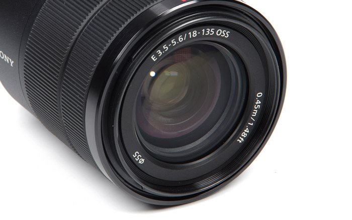 Objektív Sony FE 18-135 mm f/3.5-5.6 OSS