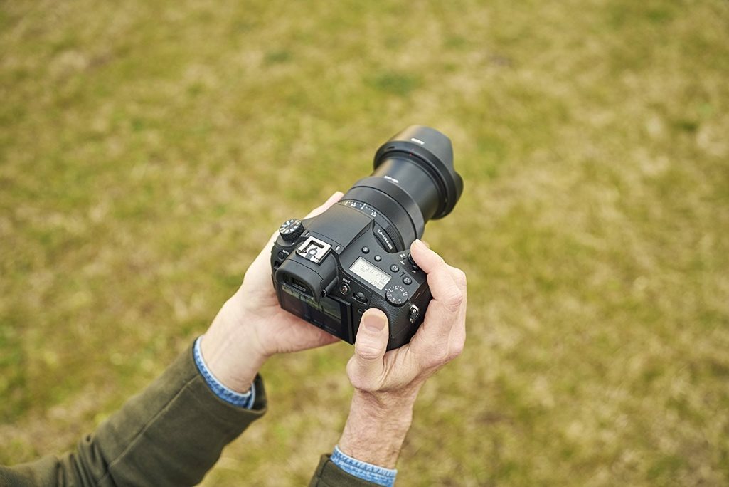 Fotoaparát pro pořízení ukázkových snímků