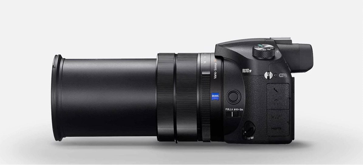 Digitálny kompaktný fotoaparát SONY DSC-RX10 IV