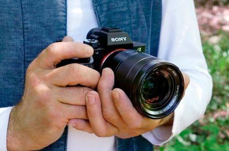 Sony Alpha 7R II Sony Alpha 7R II