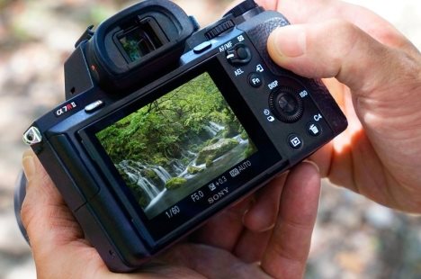 Sony Alpha 7R II Sony Alpha 7R II