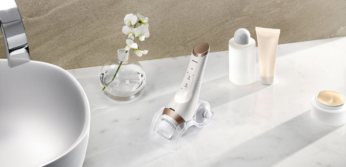 Panasonic EH-XC10 3v1 Everyday care for natural-looking skin