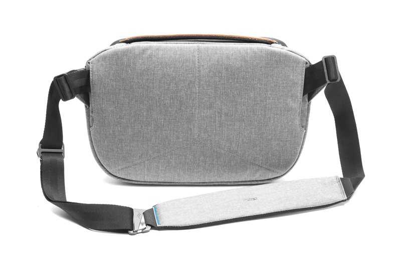 Peak Design Everyday Sling 5L - light grey Adjustable strap