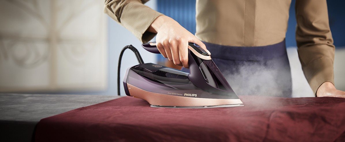 Iron Philips Azur 8000 Series DST8040/30