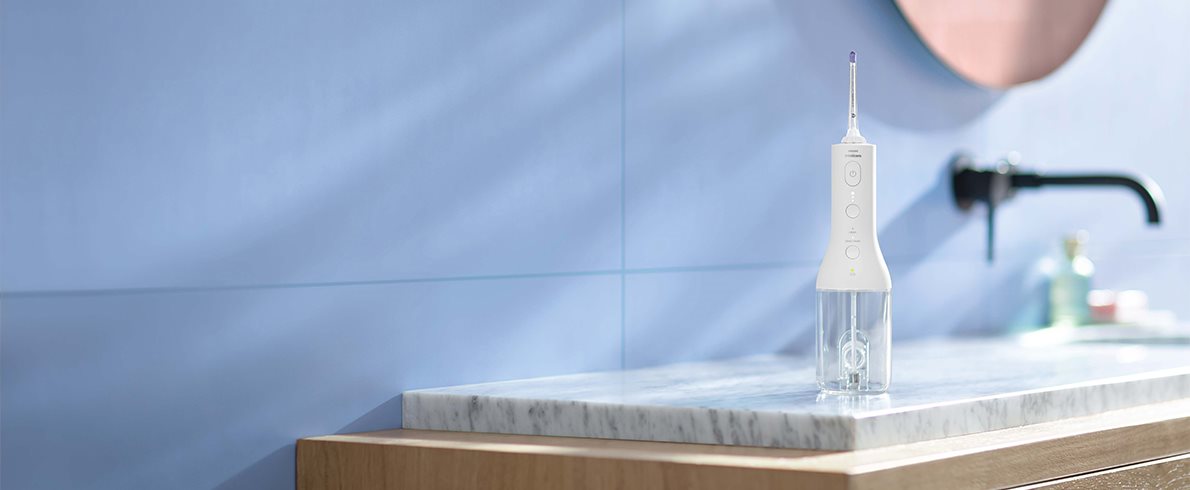 Elektrická ústní sprcha Philips Sonicare Power Flosser Portable HX3806/31