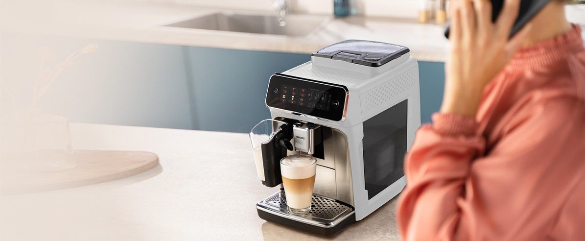 Automatický kávovar Philips Series 3300 LatteGo EP3343/90