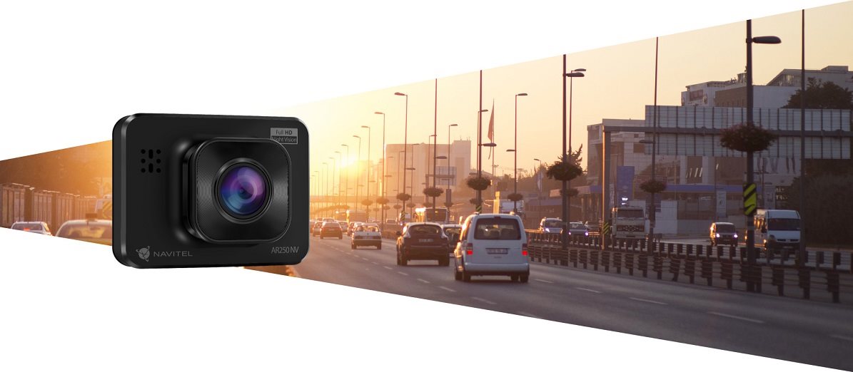 Kamera do auta NAVITEL AR250 NV (noční vidění)
