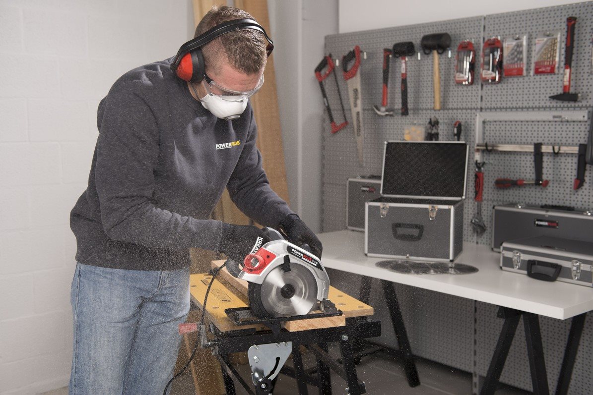 Circular saw POWERPLUS POWESET4 Circular saw POWERPLUS POWESET4