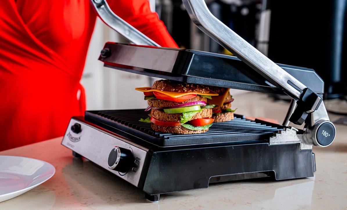Remoska RE21003 Electric Contact Grill Remoska RE21003 Electric Contact Grill