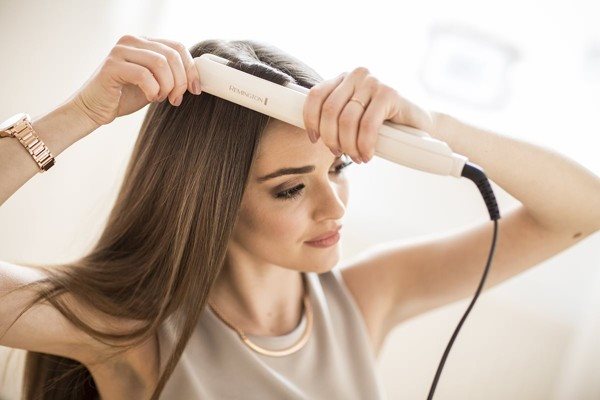 Žehlička na vlasy Remington S9100 PRO-Luxe Straightener