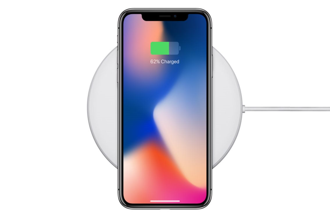 Mobilní telefon iPhone X, bezdrátové nabíjení