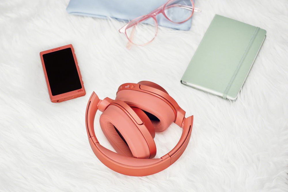 Sluchátka s mikrofonem Sony Hi-Res WH-H900N červená bezdrátová
