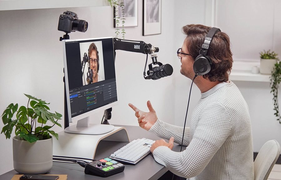 RODE PodMic USB microphone