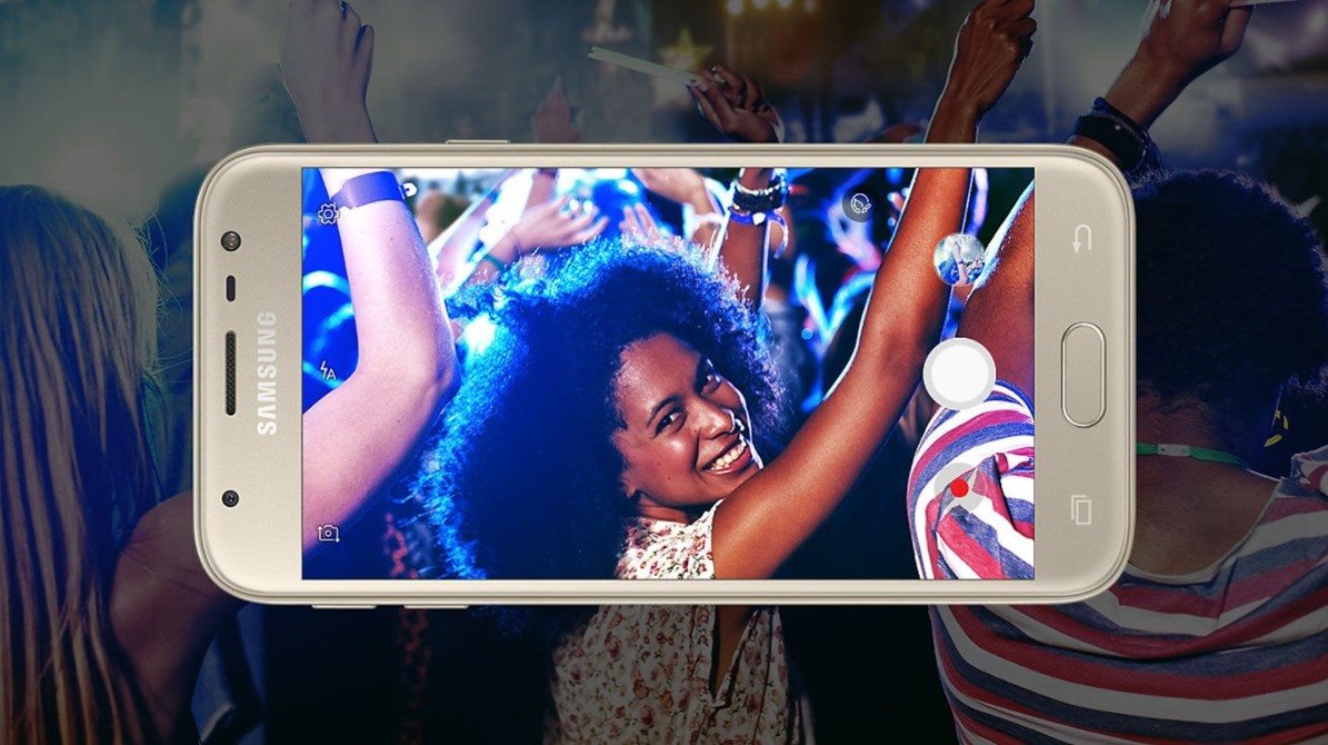  Samsung Galaxy J3 Duos (2017)