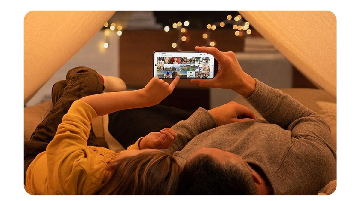 Samsung Galaxy A71 Samsung Galaxy A71